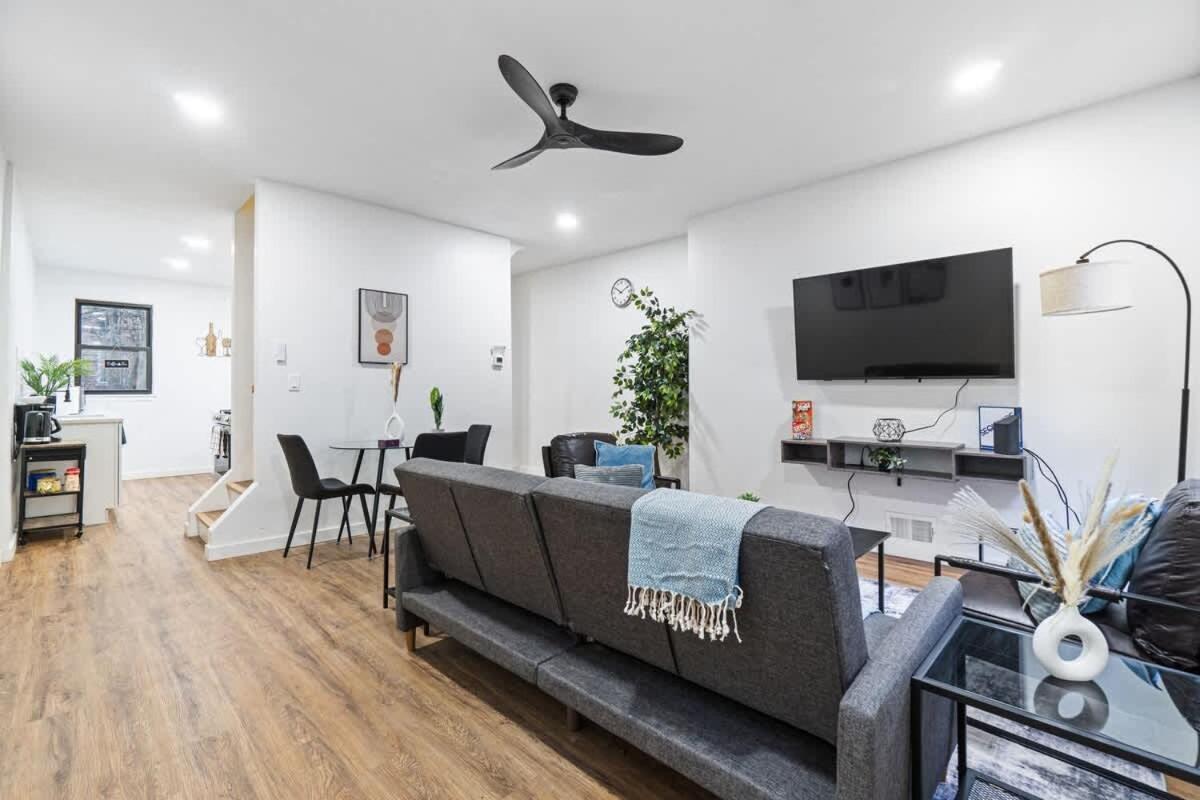 Holiday home Near Stadium 2 Bdrm House W Fire Pit Free Wifi Pittsburgh